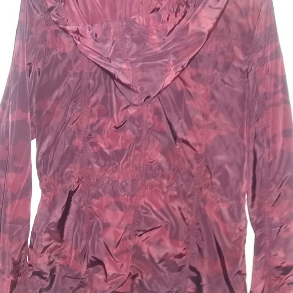 Jacket - Picture 2 of 4